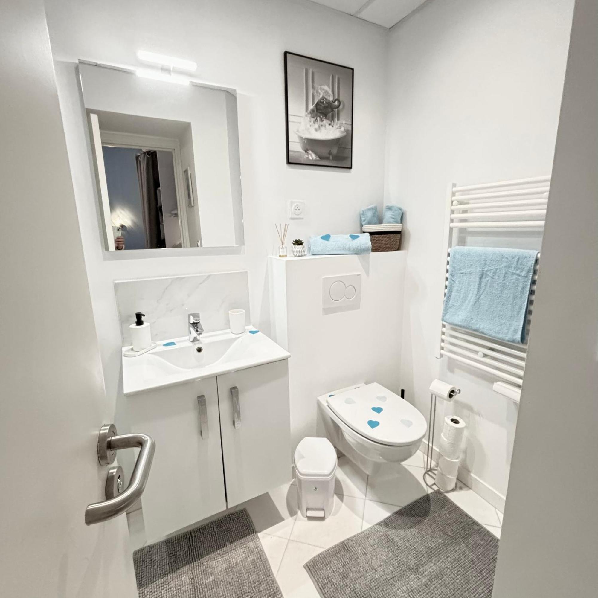 Appartamento Studio En Plein Coeur De Cannes Esterno foto